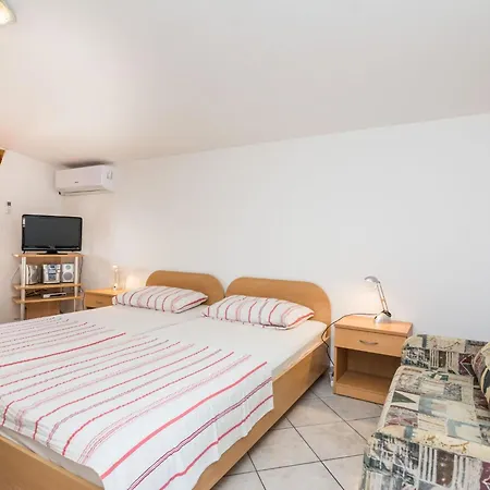 Delic Pejic 2 By Interhome Apartment Vir